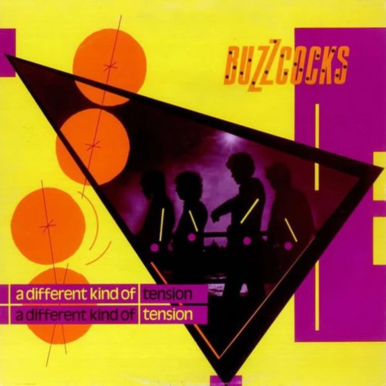 L'album "A Different Kind of Tension" de BUZZCOCKS produit en 1979 - pochette