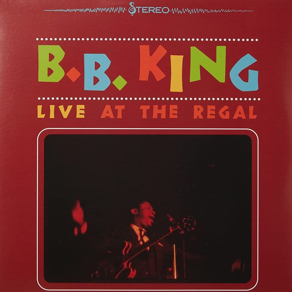 "Live at the Regal" du grand "B.B. KING" nous offre en 1965 un album blues vrombissants enluminés de cuivres rutilants, de son registre vocal du tonitruant au susurrant, de sa guitare évidemment.