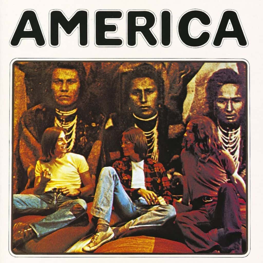 AMERICA - 1971 | folk rock | rock/pop rock | soft rock. Ce premier album est magnifique, du début à la fin. On y trouve des guitares acoustiques à six et douze cordes, de belles harmonies vocales et des mélodies claires. Du grand art !