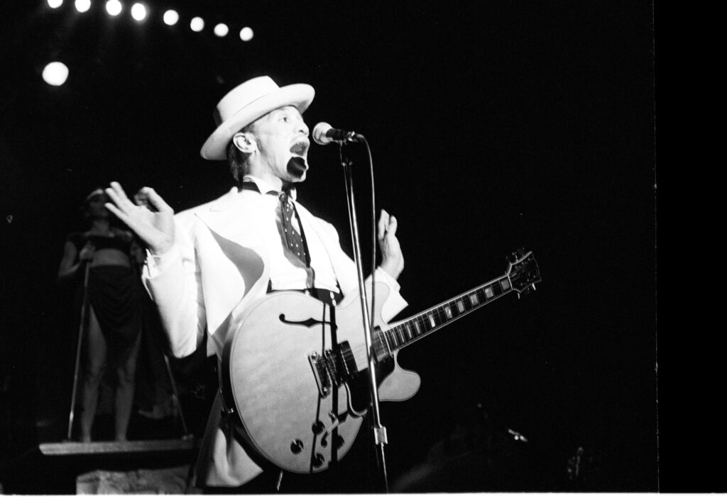 Photo de KID CREOLE & THE COCONUTS