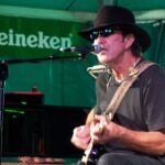 Photo de Tony Joe WHITE — légende du rock sur DiscRock