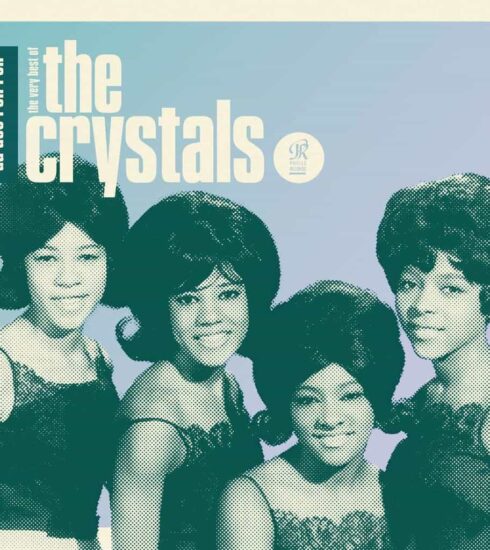 Da Doo Ron Very Best of The Crystals est en 1961 L'archétype du girl group des années 1960. Il s'agit d'un quartet new-yorkais dont les tubes furent tous produits par Phil Spector