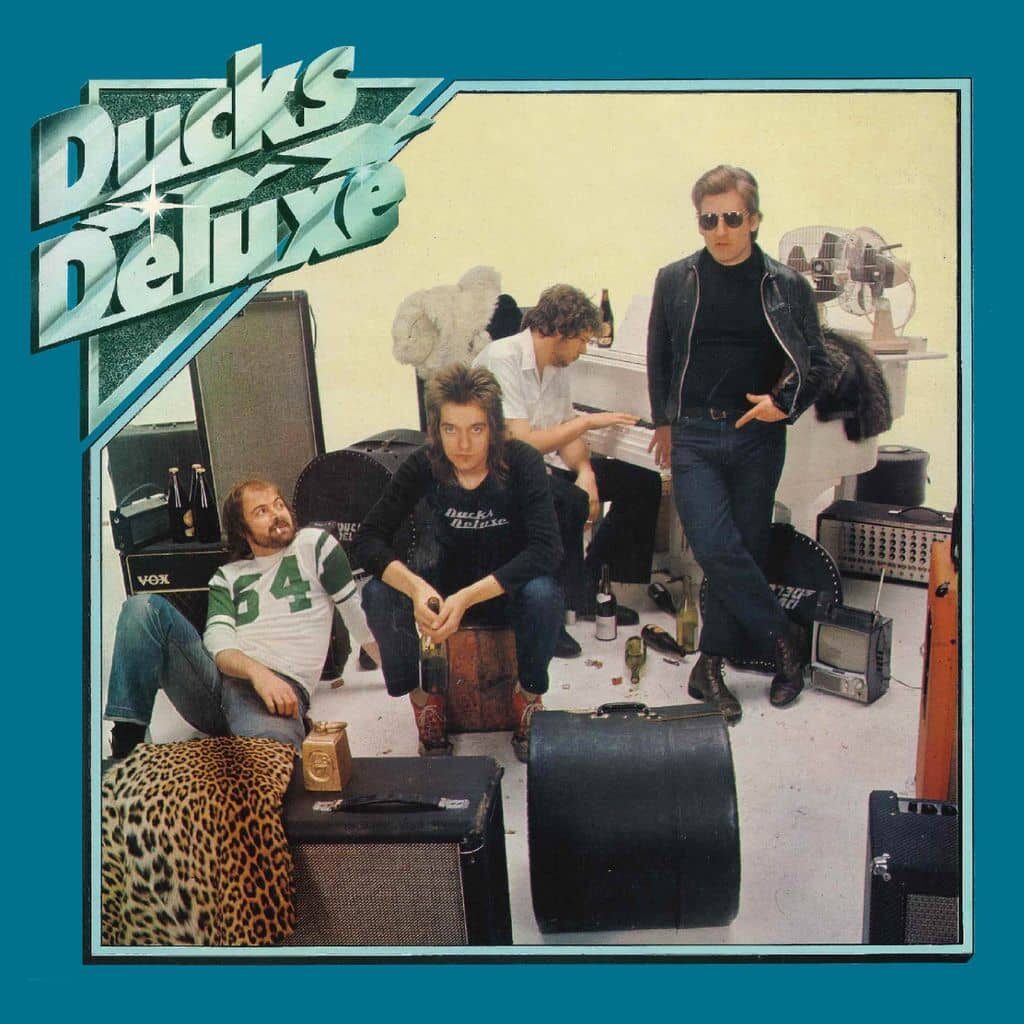 Ducks Deluxe - DUCKS DELUXE - 1974 | rock-n-roll | pub rock. l'un des groupes qui annonçaient l'ère punk à venir. L'album se termine par une version de "It's All Over Now", qui a été un tube pour les Rolling Stones. Si vous aimez le rock sans fioritures, cet album est fait pour vous.