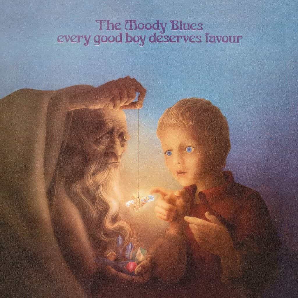 Every Good Boy Deserves Favour - The MOODY BLUES - 1971 | rock/pop rock | progressive rock | psychédélique | art rock. Every Good Boy Deserves Favours est le 7eme album studio des Moody Blues. Il a été leur premier album studio à atteindre la première place au Royaume-Uni.