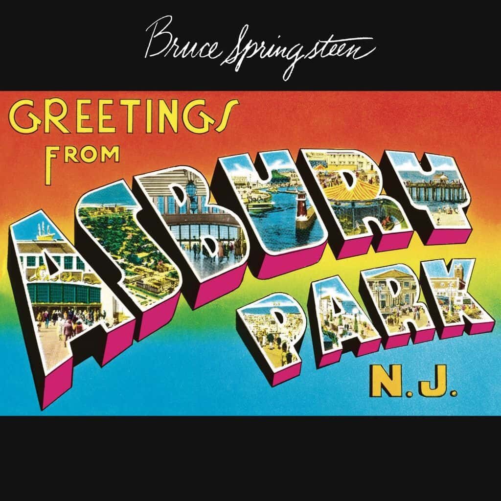 Greetings From Asbury Park, N.J. - Bruce SPRINGSTEEN - 1973 | rock/pop rock. C'est un grand album pop qui vous fera taper du pied et bouger votre corps. C'est un hommage sincère à l'endroit d'où il vient : le New-Jersey