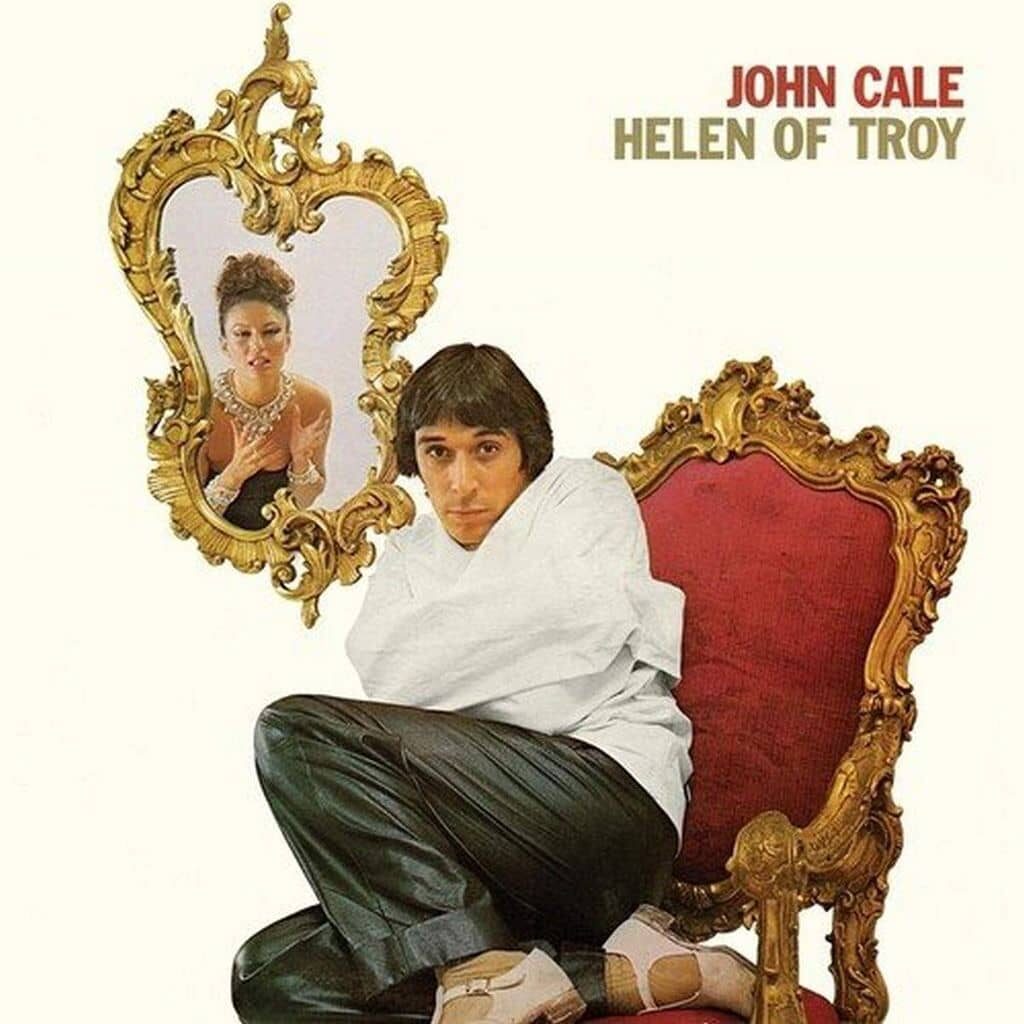 Helen of Troy - John CALE - 1975 | rock/pop rock | progressive rock | proto-punk. C'est caustique et abrasif, mais c'est toujours une réussite musicale et émotionnelle.