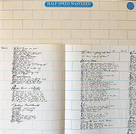 Pochette de The wall par PINK FLOYD (1979)