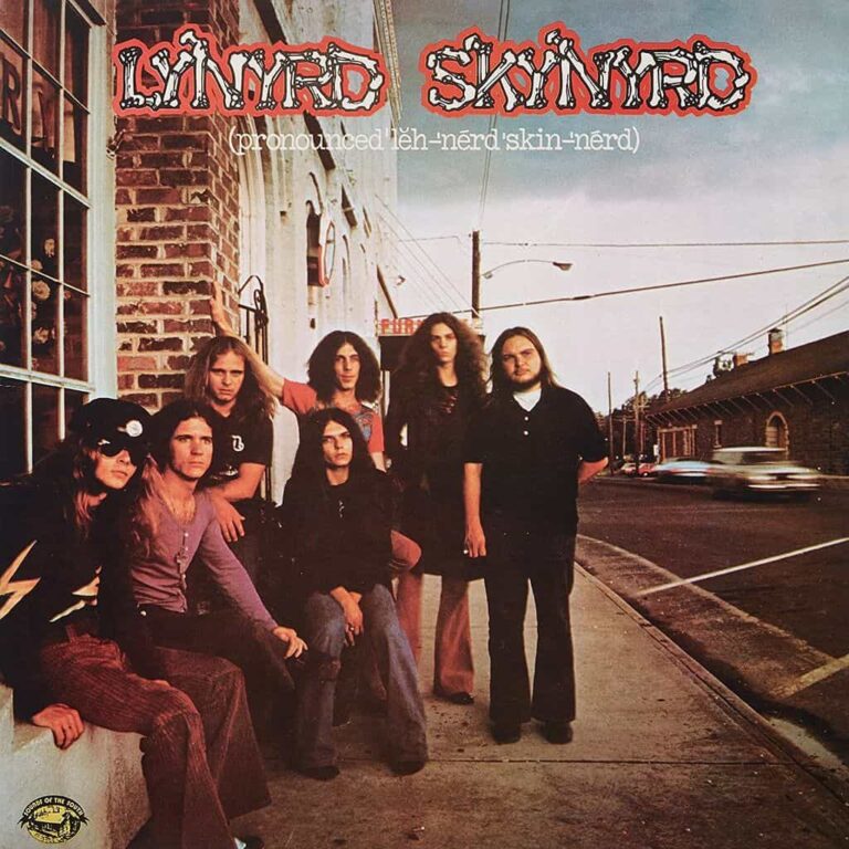 Pronounced Leh-Nerd Skin-Nerd - LYNYRD SKYNYRD - 1973 | blues rock | boogie rock | hard rock | rock-n-roll | arena rock | southern rock. contient simplement des rockers crépitants, des ballades pleines d'âme et du pur rock and roll du sud.