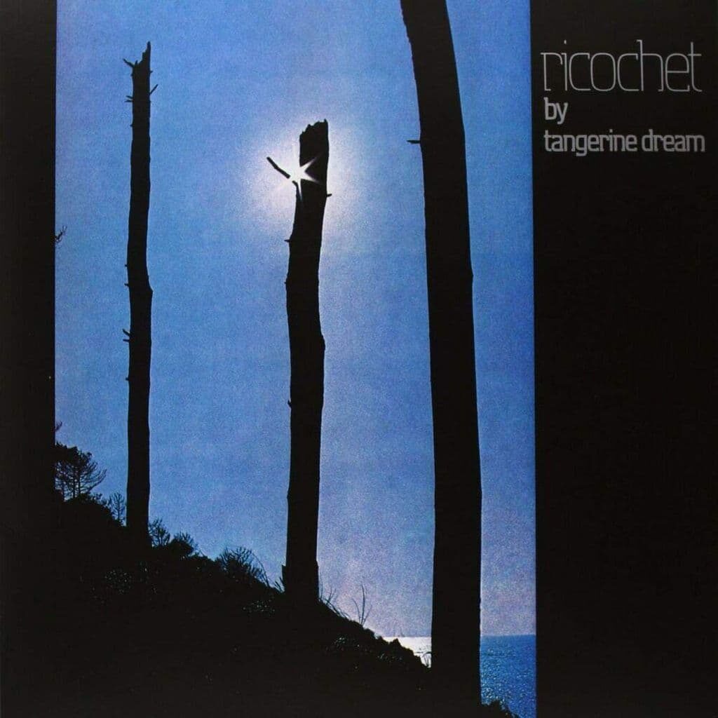 Ricochet - TANGERINE DREAM - 1975 | électronique | progressive rock. J'adore écouter cet album pendant que je lis. une palette de sons vintage