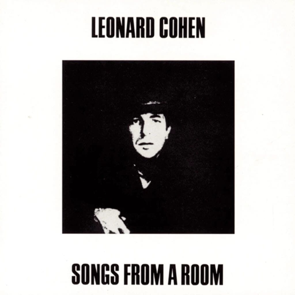 Songs From A Room - Leonard COHEN - 1969 | folk | songwriter. Il est difficile de décrire cet album à quelqu'un qui ne l'a pas entendu. Vous devez le laisser vous envahir et vous emmener avec lui. Une fois que vous l'aurez fait, vous deviendrez immédiatement un fan à vie.