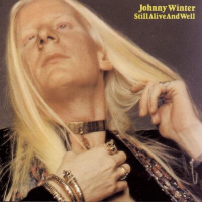 Still Alive and Well - Johnny WINTER - 1973 | blues | blues rock | boogie rock | hard rock. Voici un excellent album de winter qui nous livre une sorte de hard blues de très bonne qualité. Le ton est donné dès le départ avec une reprise de "rock me baby", transcendée par son jeu surpuissant, un festival de riffs rarement égalés.