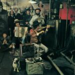 The Basement Tapes - Bob DYLAN - The BAND - 1975 | country rock | folk rock | songwriter. est un album de folk-rock-blues avec des chansons comme "Orange Juice Blues", "Goin' To Acapulco", et beaucoup d'autres.