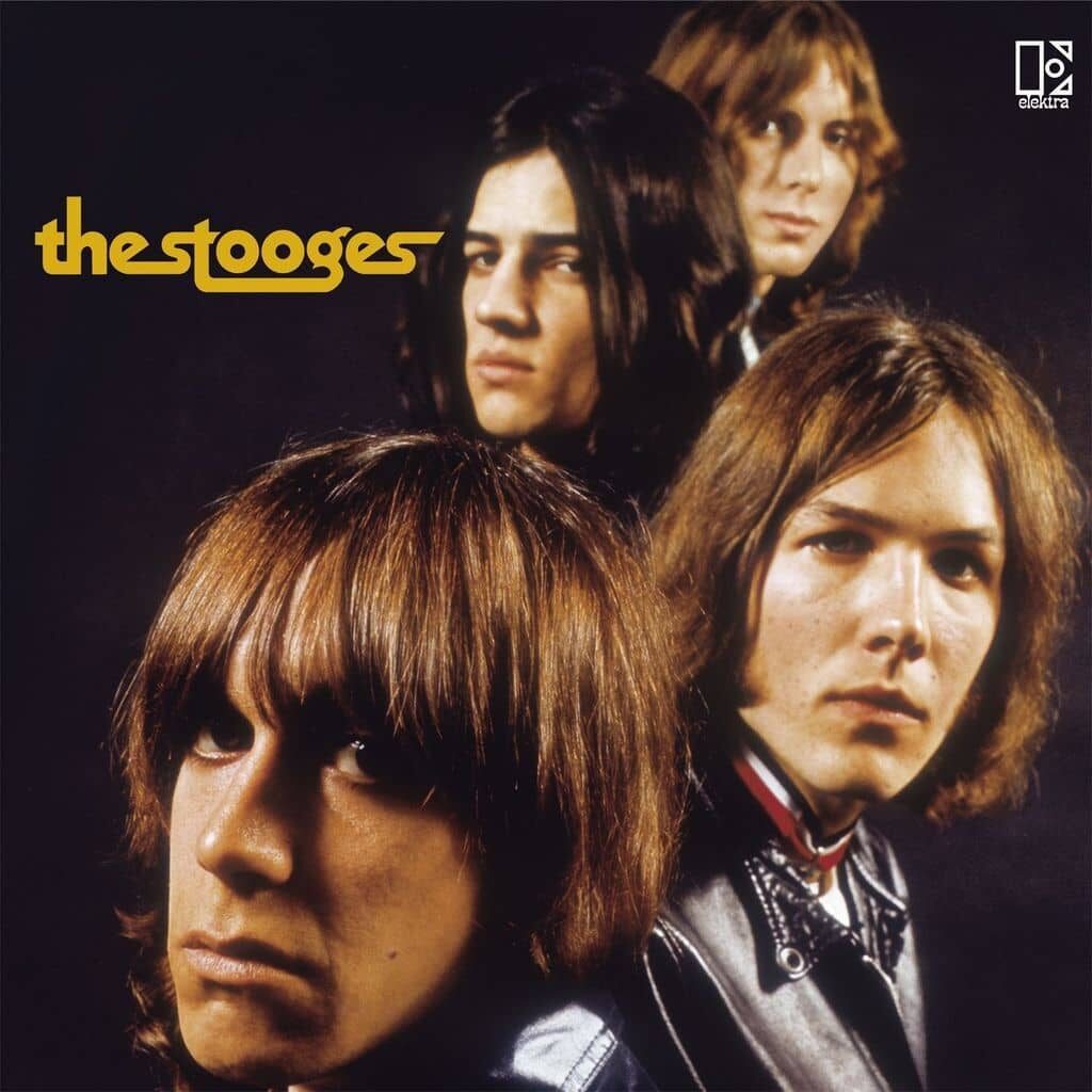The STOOGES - 1969 | glam rock | hard rock | proto-punk. Entre le détachement cool du Velvet Underground et l'énergie sexuelle des Rolling Stones, il y avait encore un vide à combler. Ce serait les Stooges.