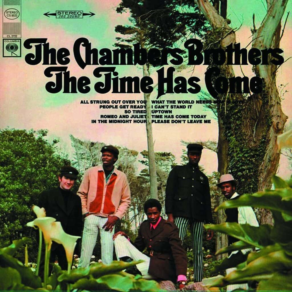 Time Has Come Today - The CHAMBERS BROTHERS - 1967 : psychédélique | soul. Mais il est finalement devenu l'un des albums les plus acclamés et les plus populaires des Chambers Brothers, et a également eu une grande influence sur le genre hip-hop.